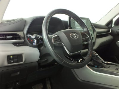 2020 Toyota Highlander LE *RELIABLE DAILY DRIVER!*
