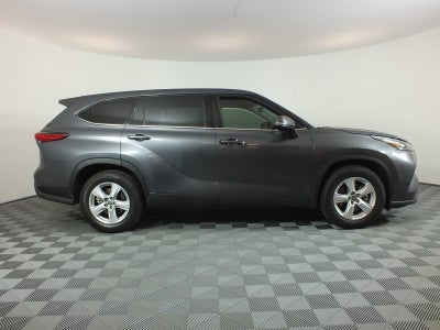 2020 Toyota Highlander LE *RELIABLE DAILY DRIVER!*