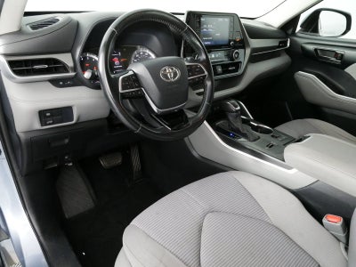 2021 Toyota Highlander LE *RELIABLE DAILY DRIVER!*