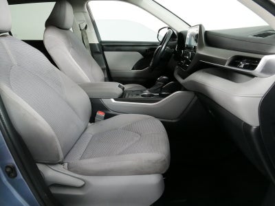 2021 Toyota Highlander LE *RELIABLE DAILY DRIVER!*