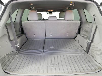 2019 Toyota Highlander LE Plus FWD *CLEAN CARFAX!*