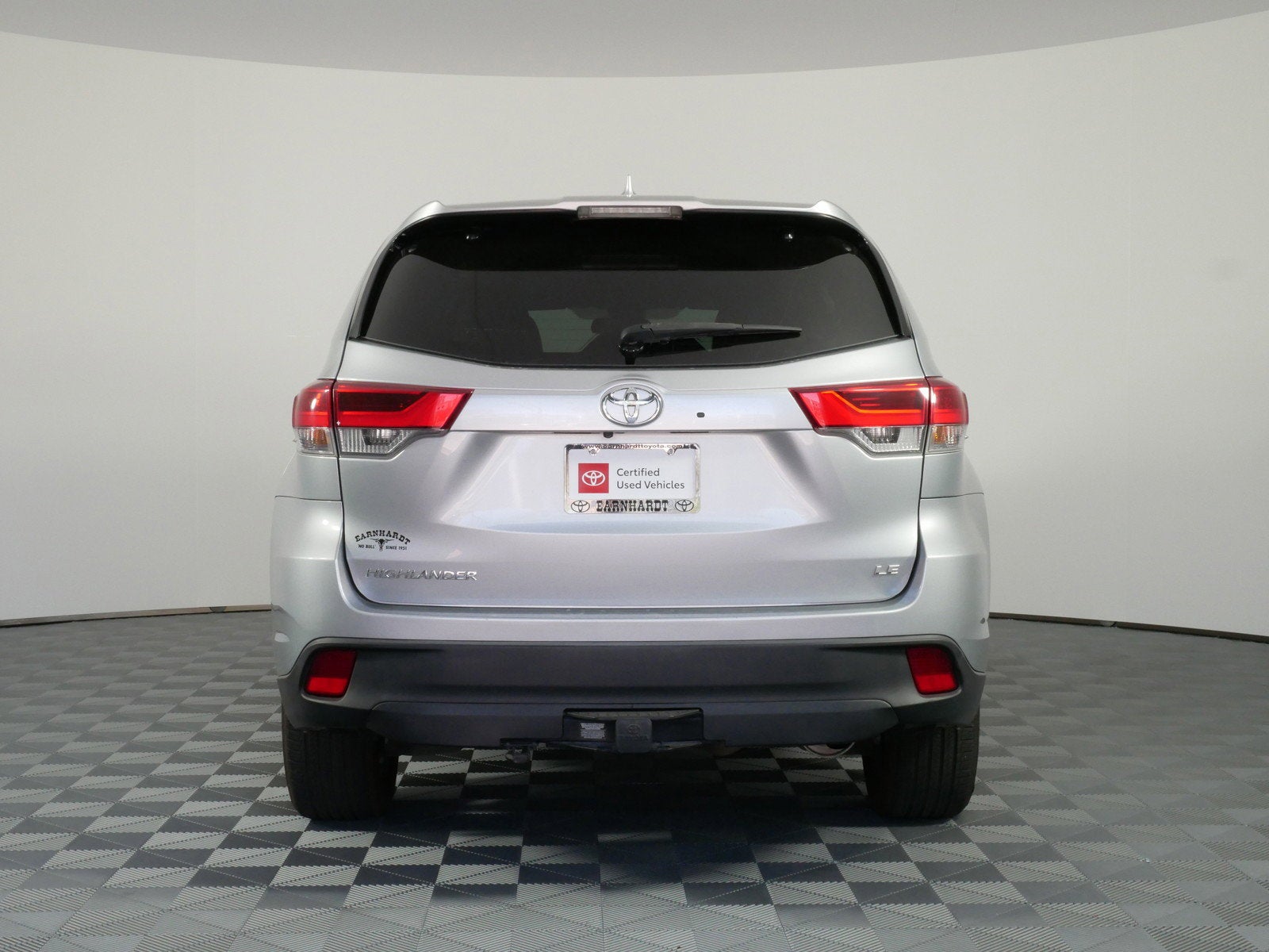 2019 Toyota Highlander LE Plus FWD *CLEAN CARFAX!*