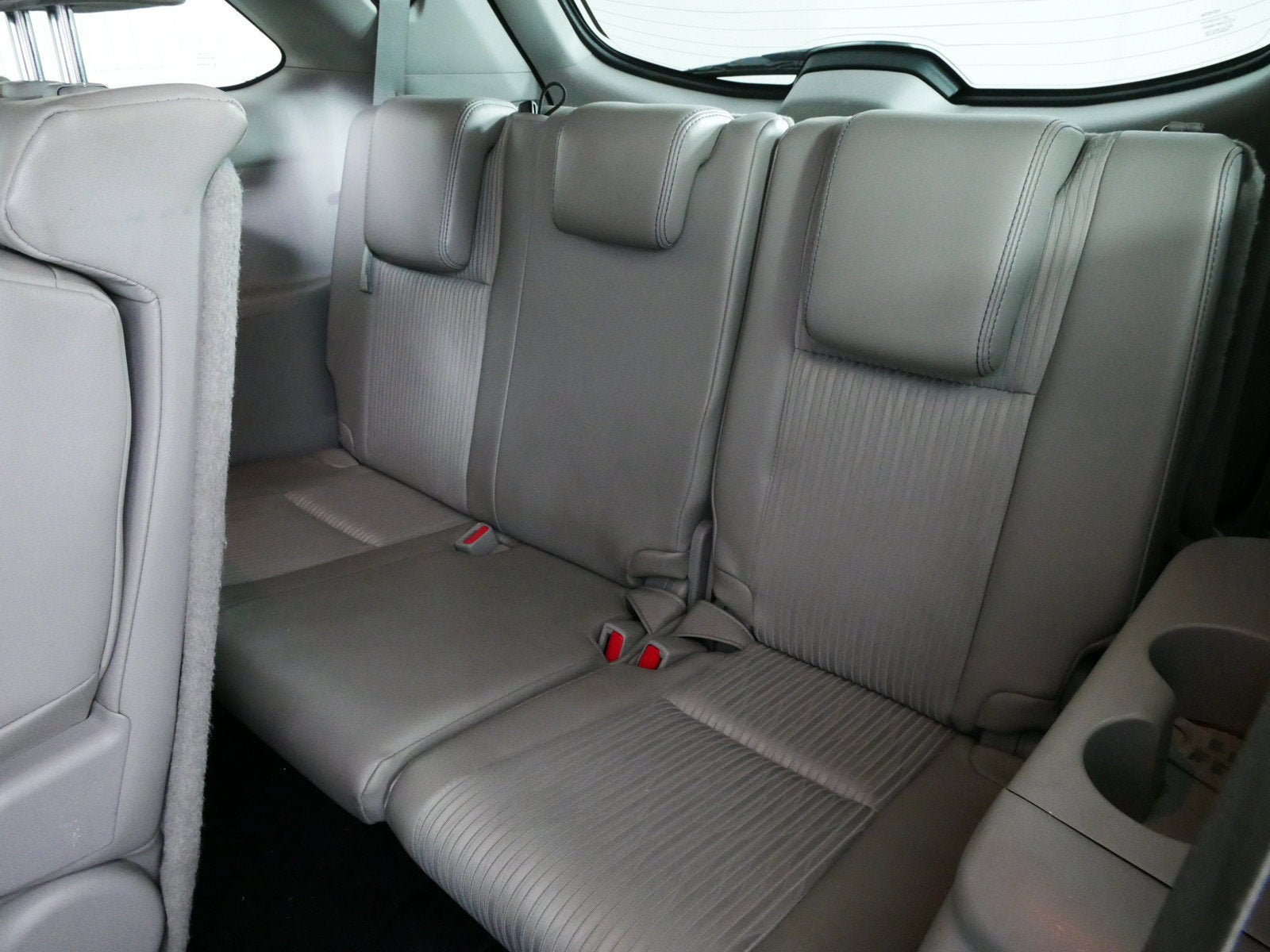 2017 Toyota Highlander LE FWD *CLEAN CARFAX!*