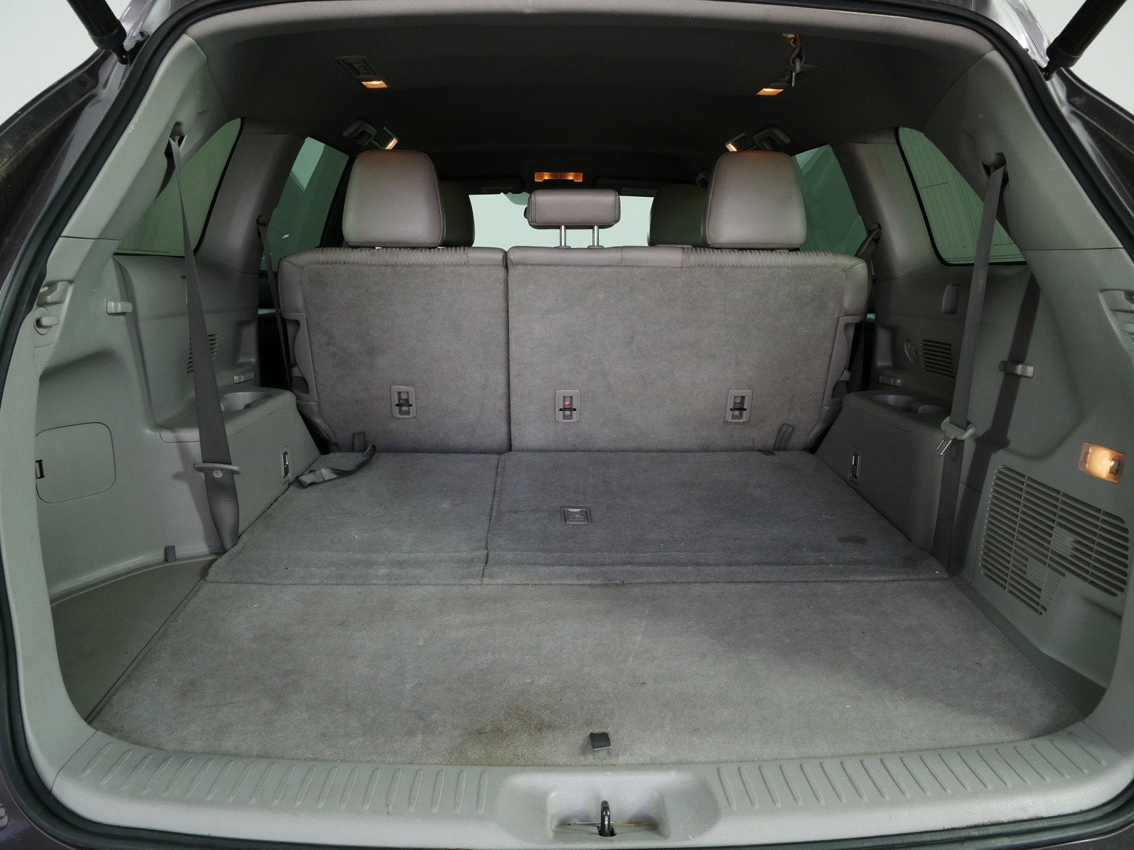 2017 Toyota Highlander LE FWD *CLEAN CARFAX!*