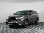 2017 Toyota Highlander LE FWD *CLEAN CARFAX!*