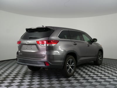 2017 Toyota Highlander LE FWD *CLEAN CARFAX!*