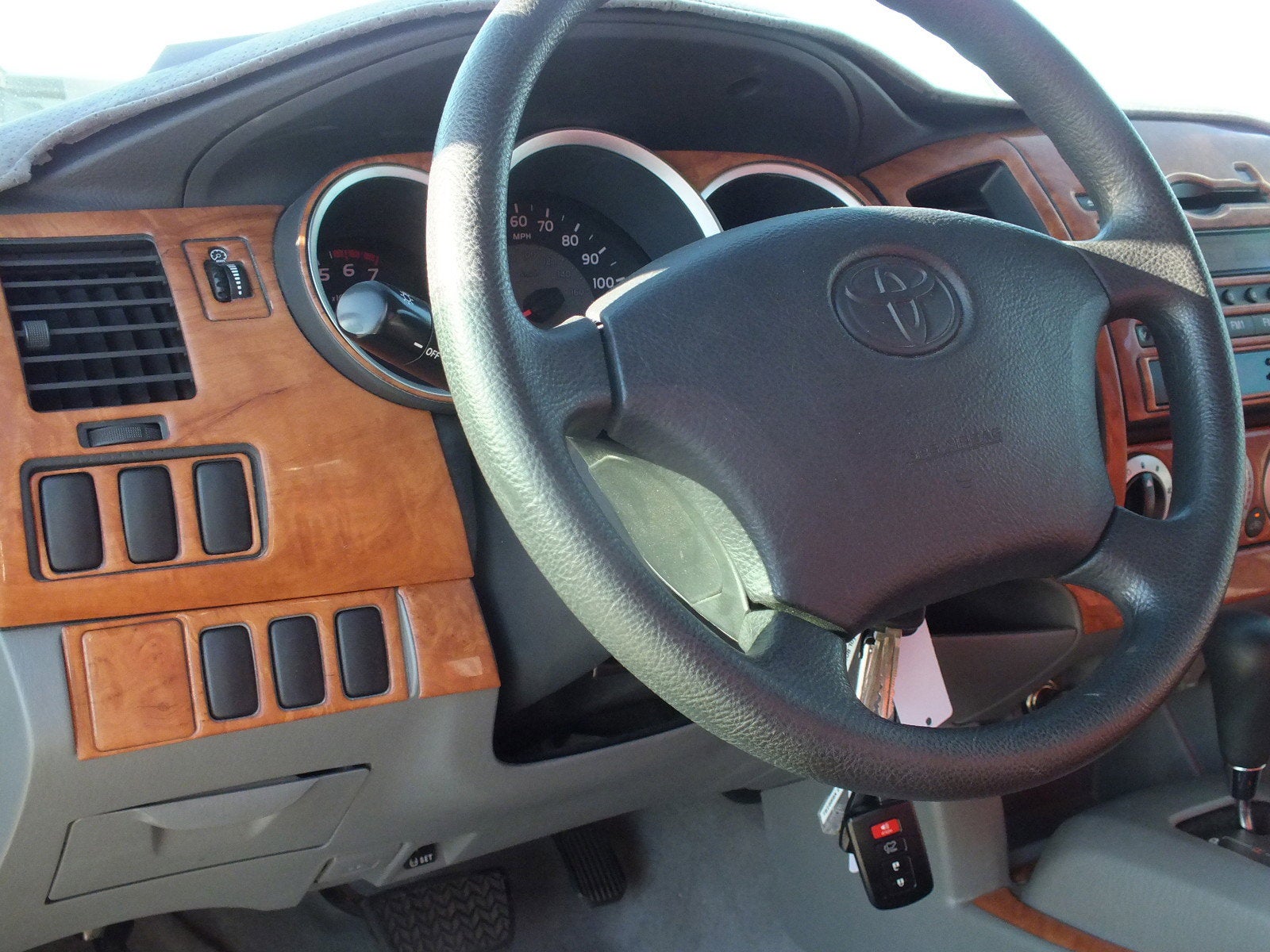 2008 Toyota Tacoma *1-OWNER! CLEAN CARFAX! EXCEPTIONAL CONDITION!