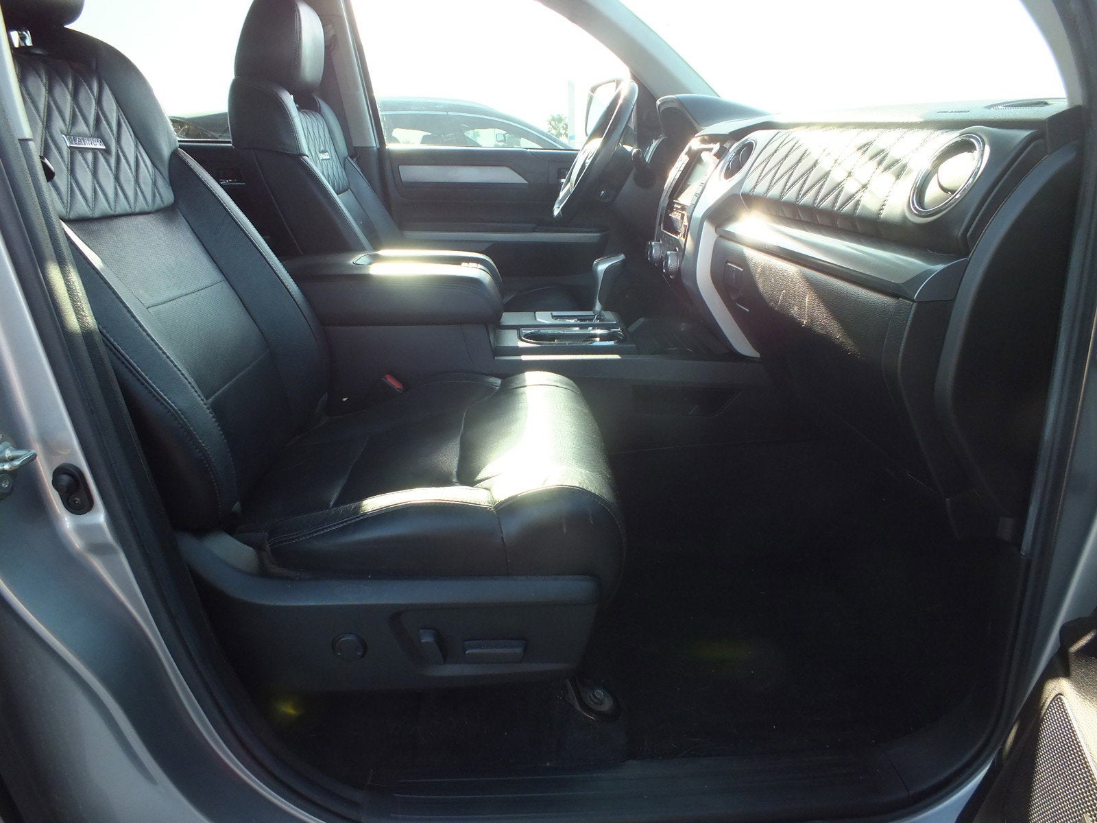 2020 Toyota Tundra Platinum 4WD *1-OWNER*