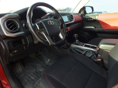 2016 Toyota Tacoma SR5 4X4 *CLEAN CARFAX!*