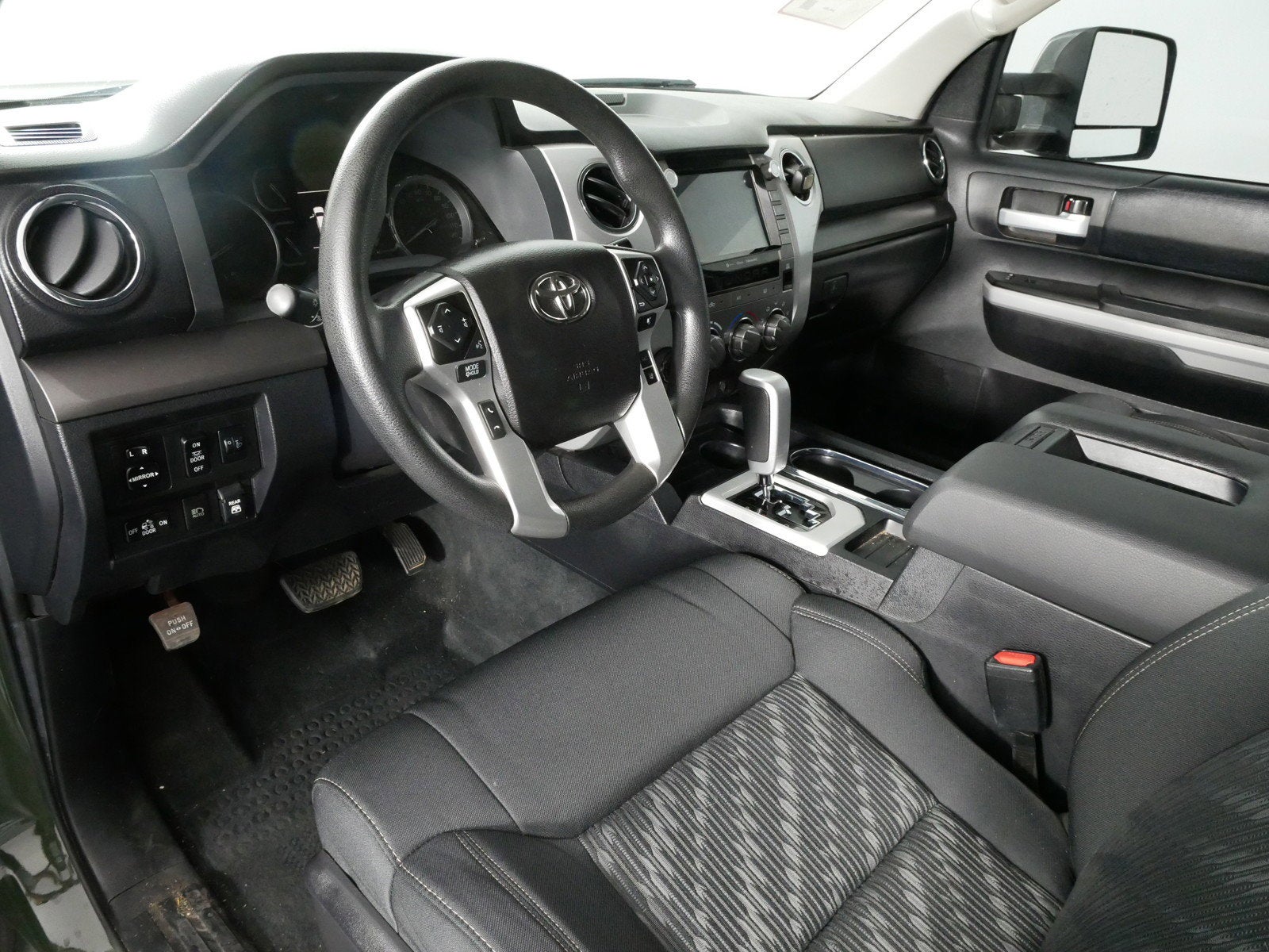 2021 Toyota Tundra SR5 4WD *1-OWNER*