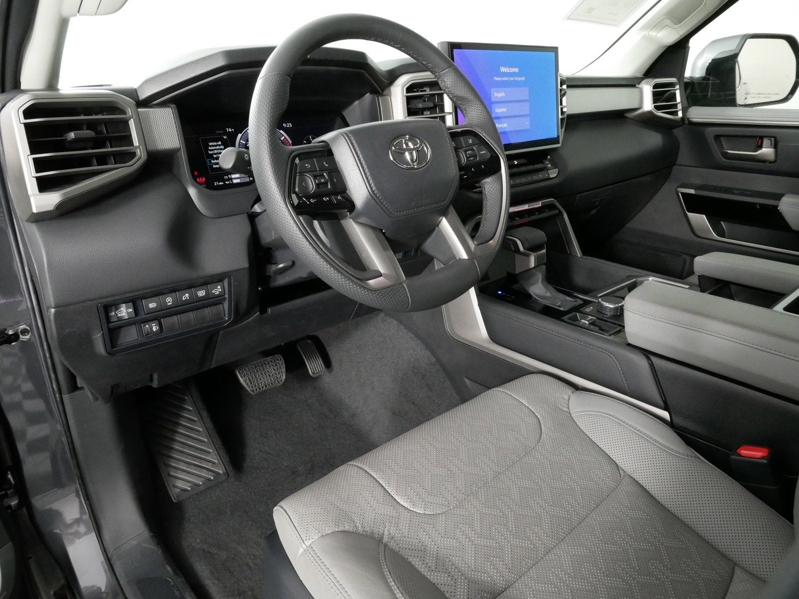 2024 Toyota Tundra Limited 4WD *CLEAN CARFAX!*