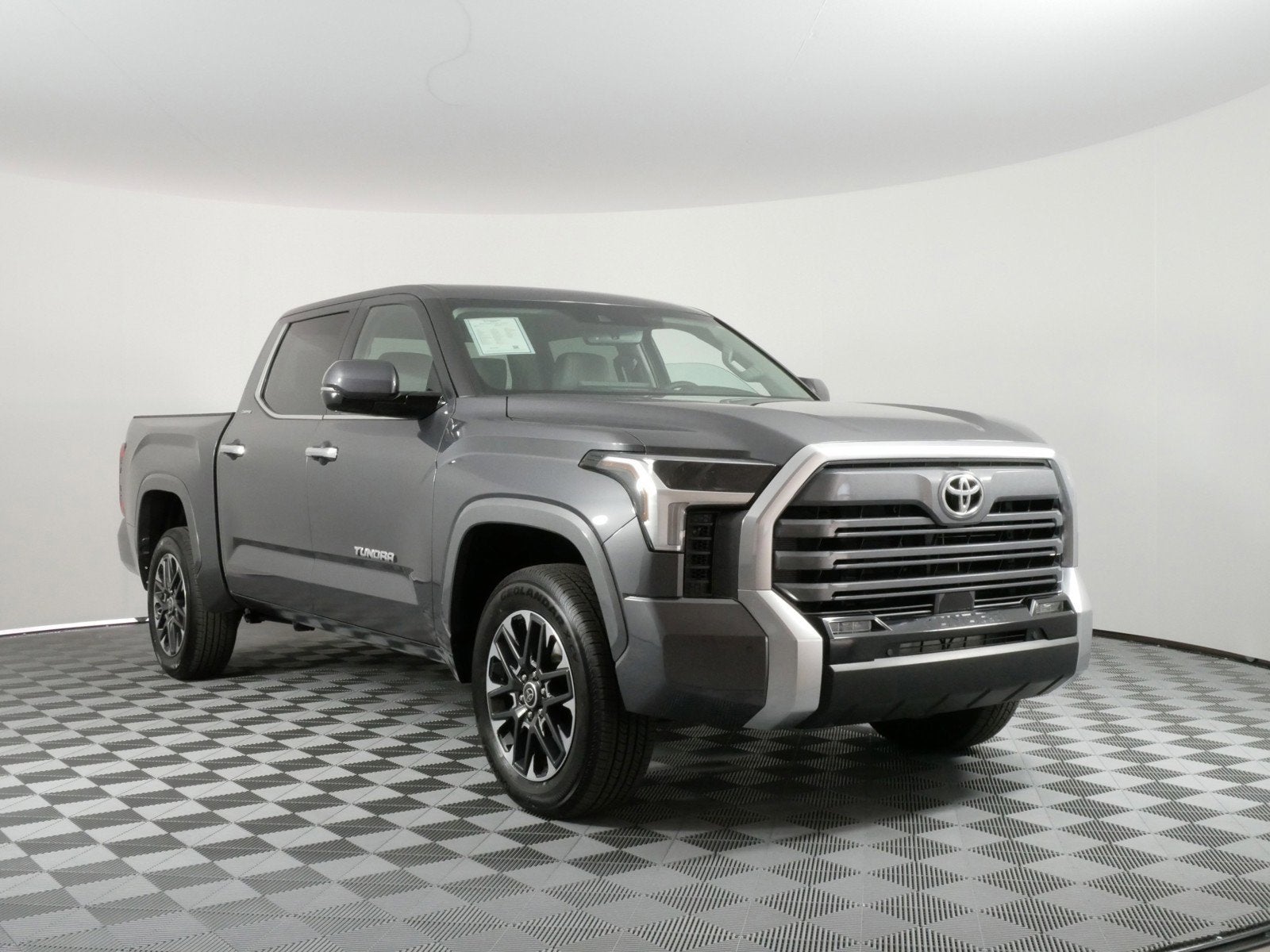 2024 Toyota Tundra Limited 4WD *CLEAN CARFAX!*