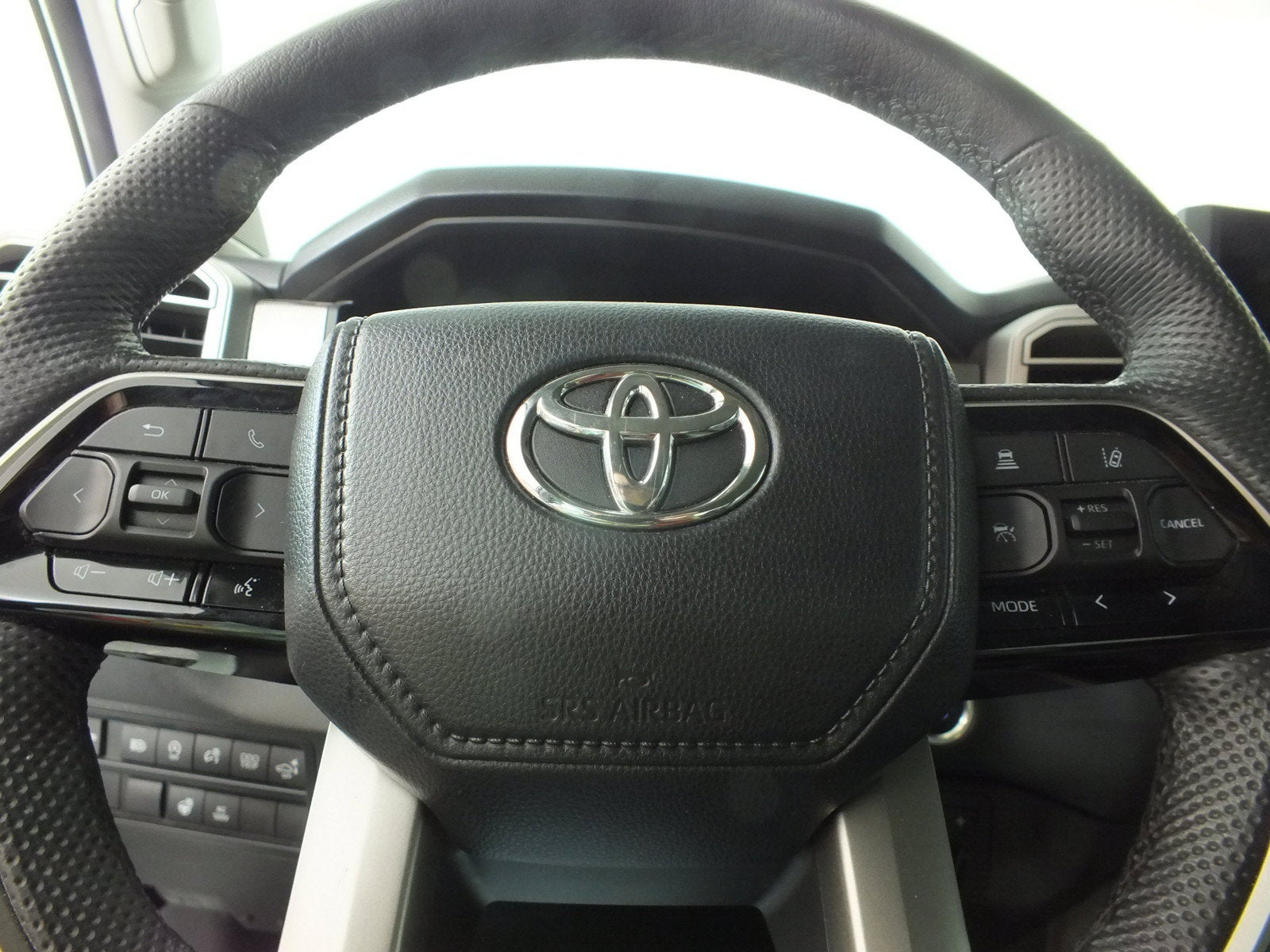 2024 Toyota Tundra Limited 4WD *1-OWNER*