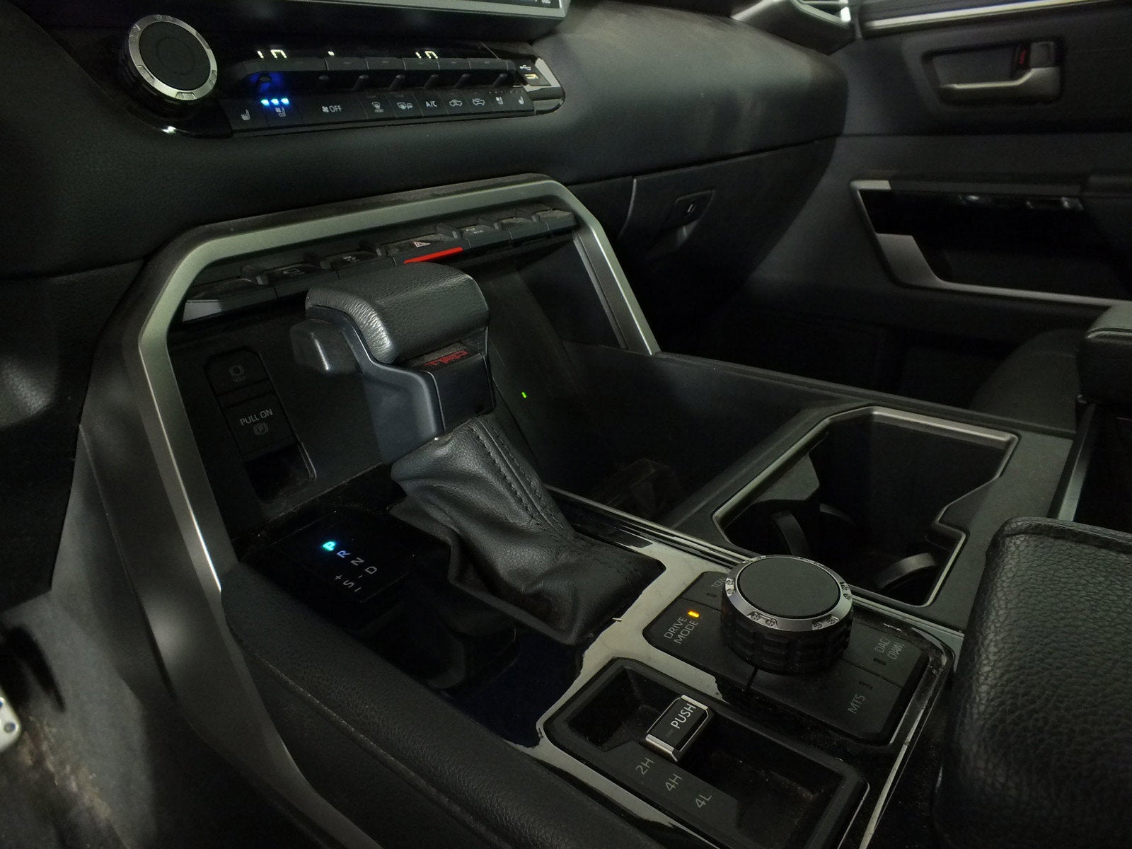 2022 Toyota Tundra Limited 4WD *1-OWNER*