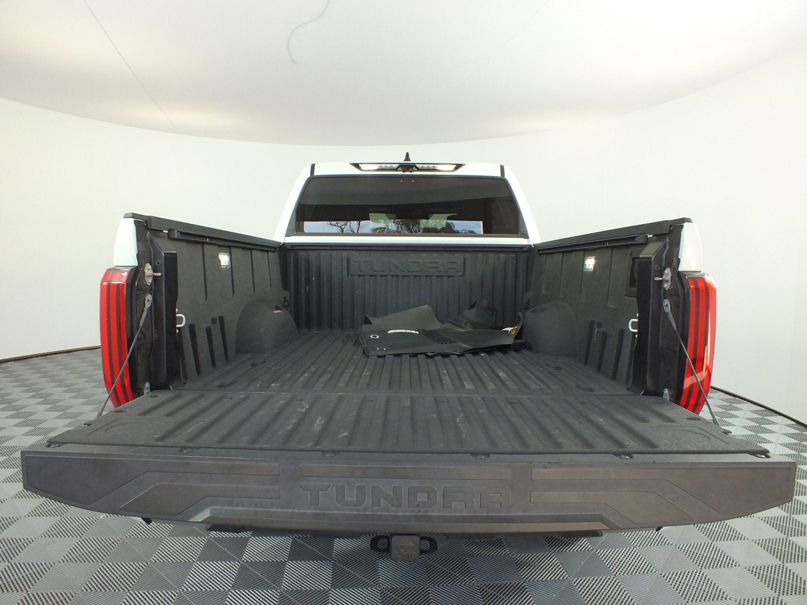 2022 Toyota Tundra Limited 4WD *1-OWNER*