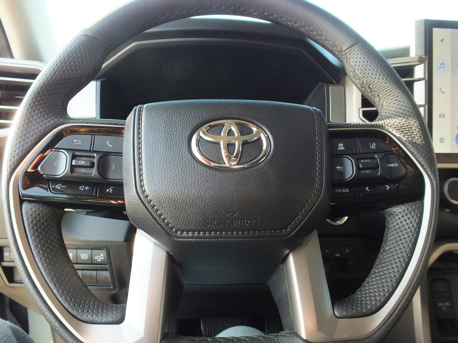 2024 Toyota Tundra Limited 4WD *UNDER 20K MILES*