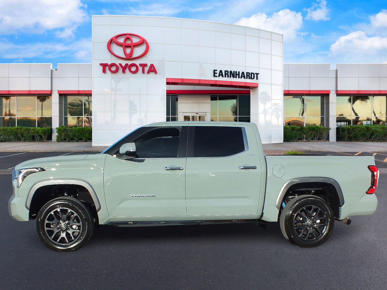2024 Toyota Tundra Limited 4WD *UNDER 20K MILES*