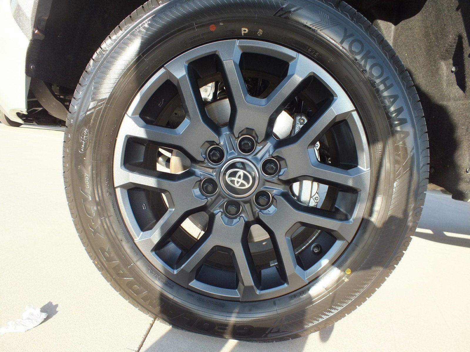 2024 Toyota Tundra Limited 4WD *UNDER 20K MILES*