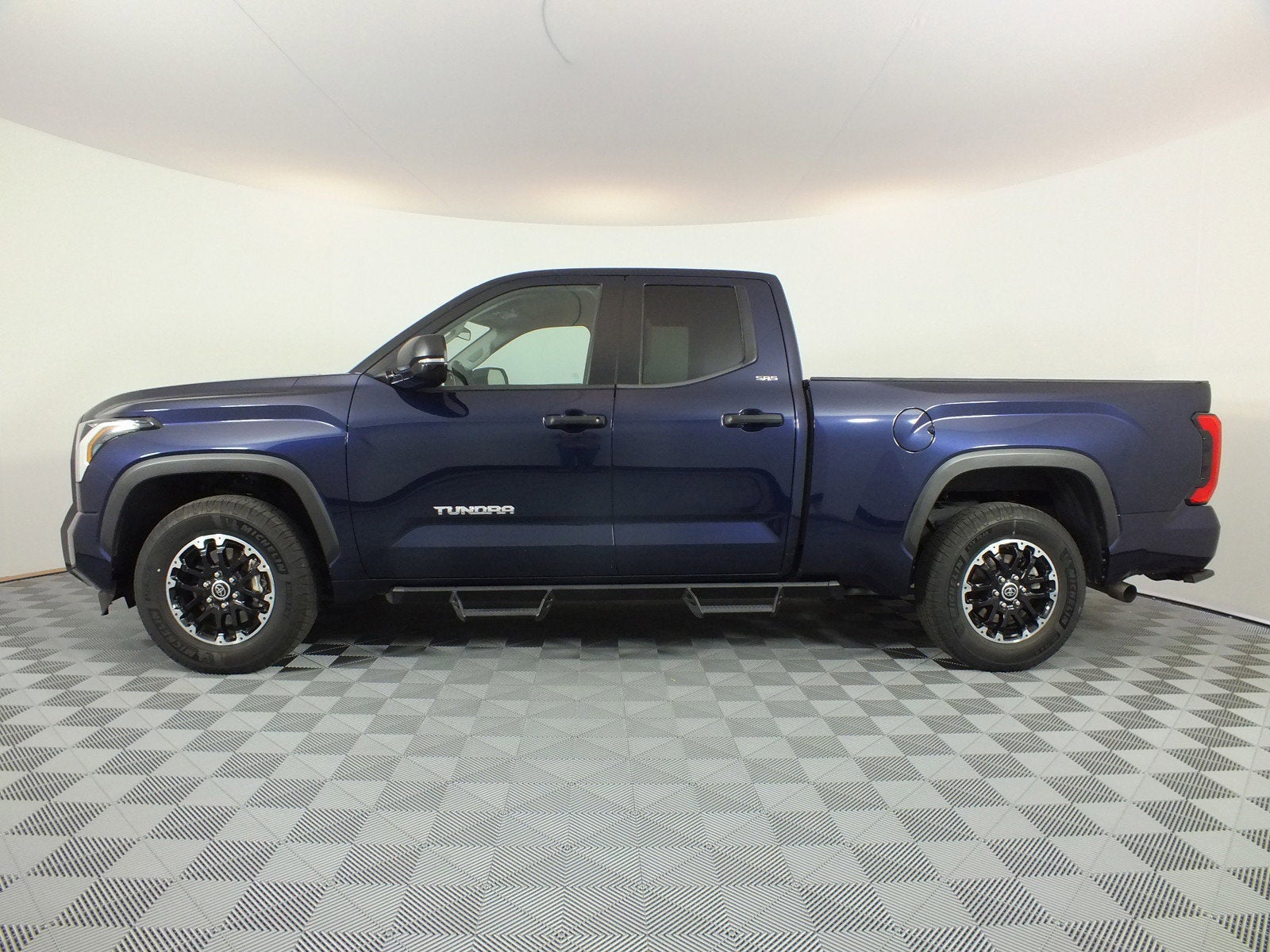 2022 Toyota Tundra SR5 *CLEAN CARFAX!*
