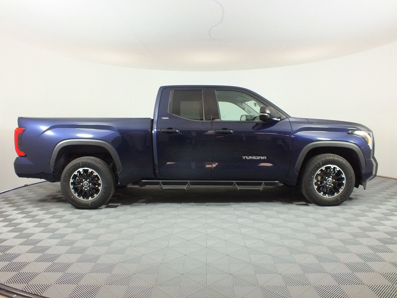 2022 Toyota Tundra SR5 *CLEAN CARFAX!*