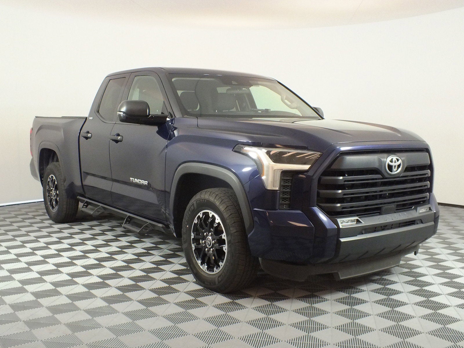 2022 Toyota Tundra SR5 *CLEAN CARFAX!*