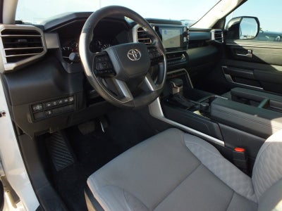 2022 Toyota Tundra 2WD SR5 2WD *1 OWNER, CLEAN CARFAX!*