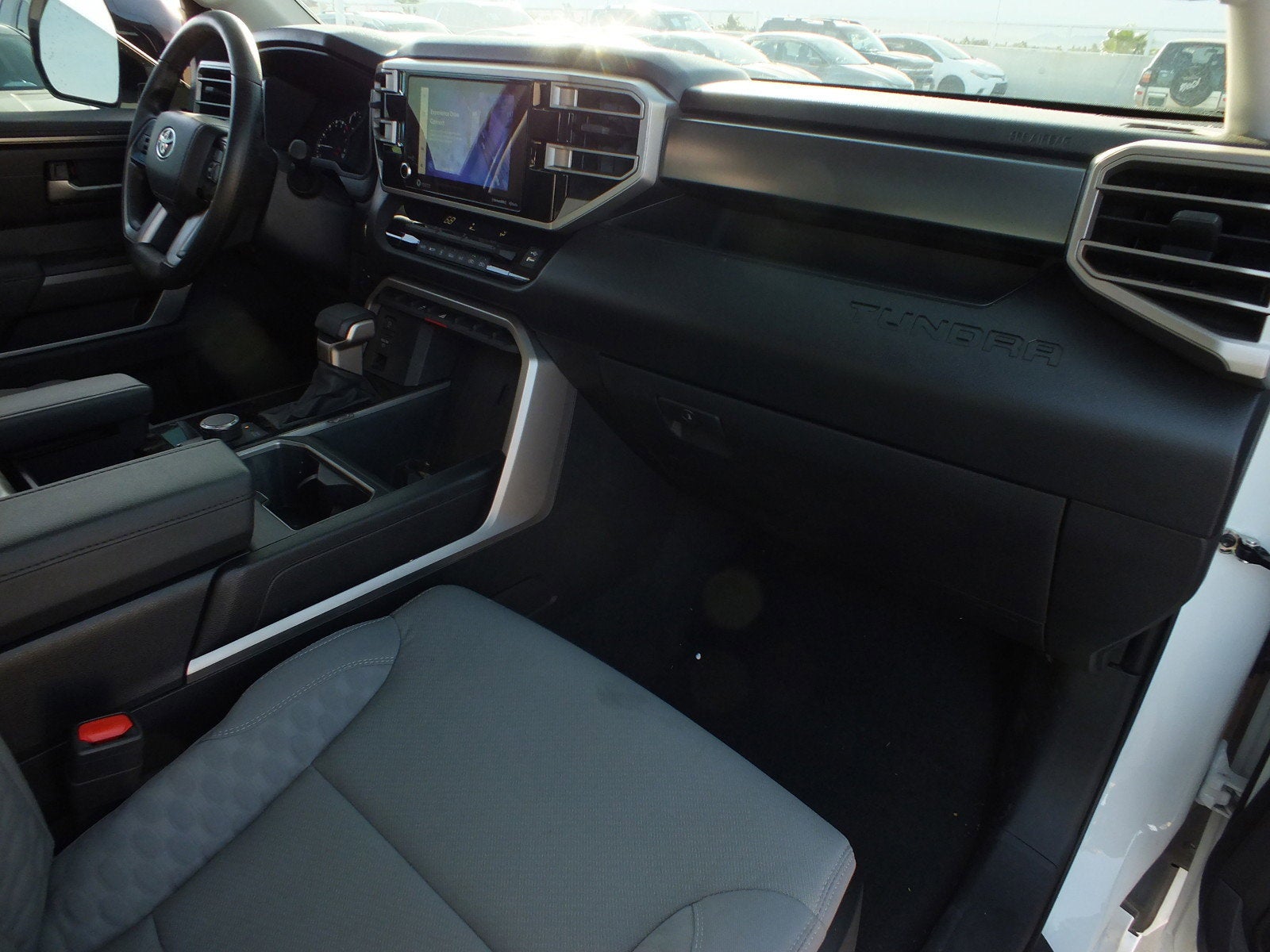 2022 Toyota Tundra 2WD SR5 2WD *1 OWNER, CLEAN CARFAX!*