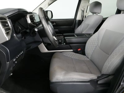 2022 Toyota Tundra SR5 *LOOKS GREAT! CLEAN CARFAX!*