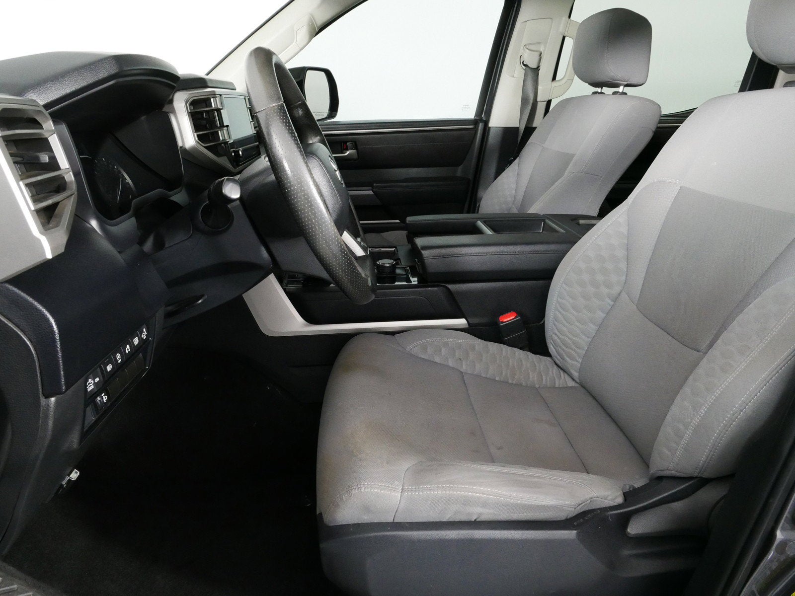 2022 Toyota Tundra SR5 *LOOKS GREAT! CLEAN CARFAX!*