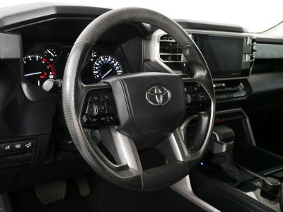2022 Toyota Tundra SR5 *LOOKS GREAT! CLEAN CARFAX!*