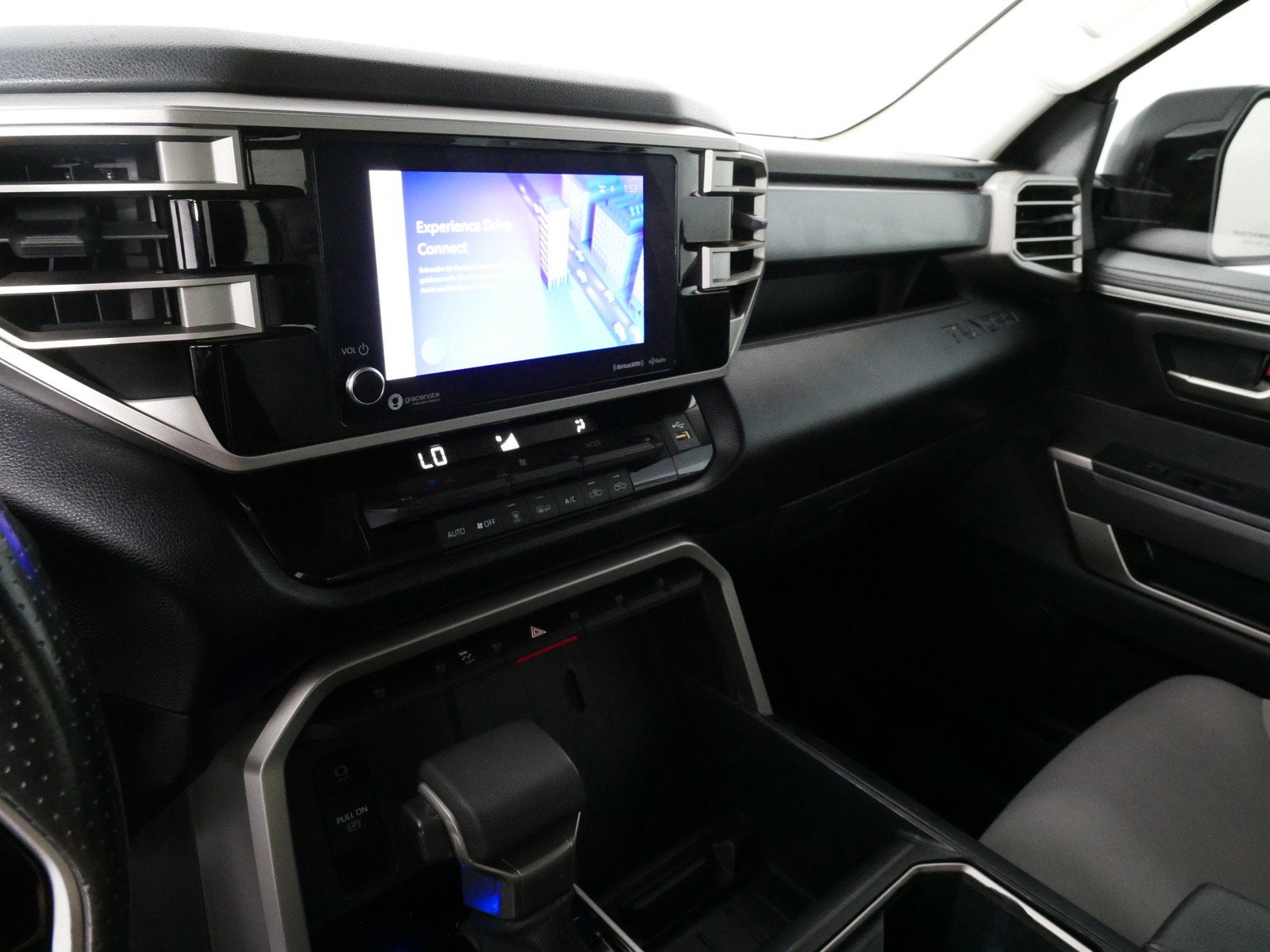 2022 Toyota Tundra SR5 *LOOKS GREAT! CLEAN CARFAX!*