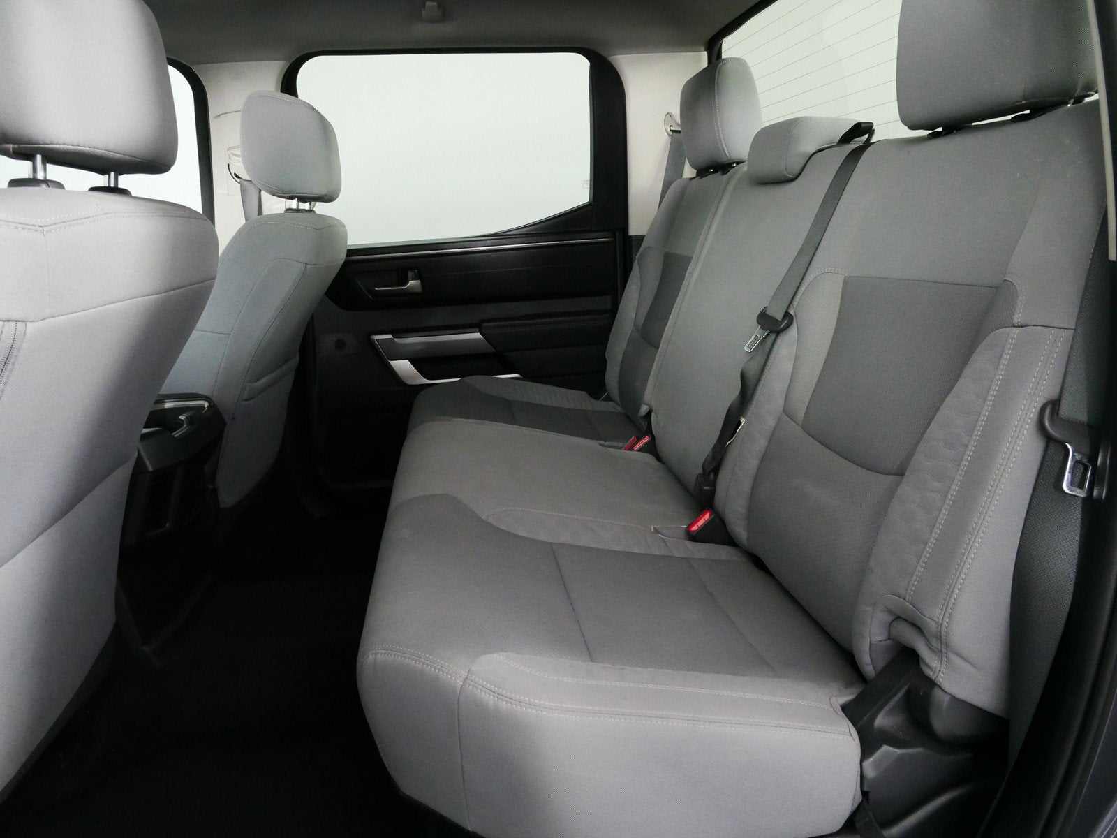 2022 Toyota Tundra SR5 *LOOKS GREAT! CLEAN CARFAX!*