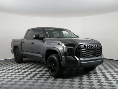 2022 Toyota Tundra SR5 *LOOKS GREAT! CLEAN CARFAX!*