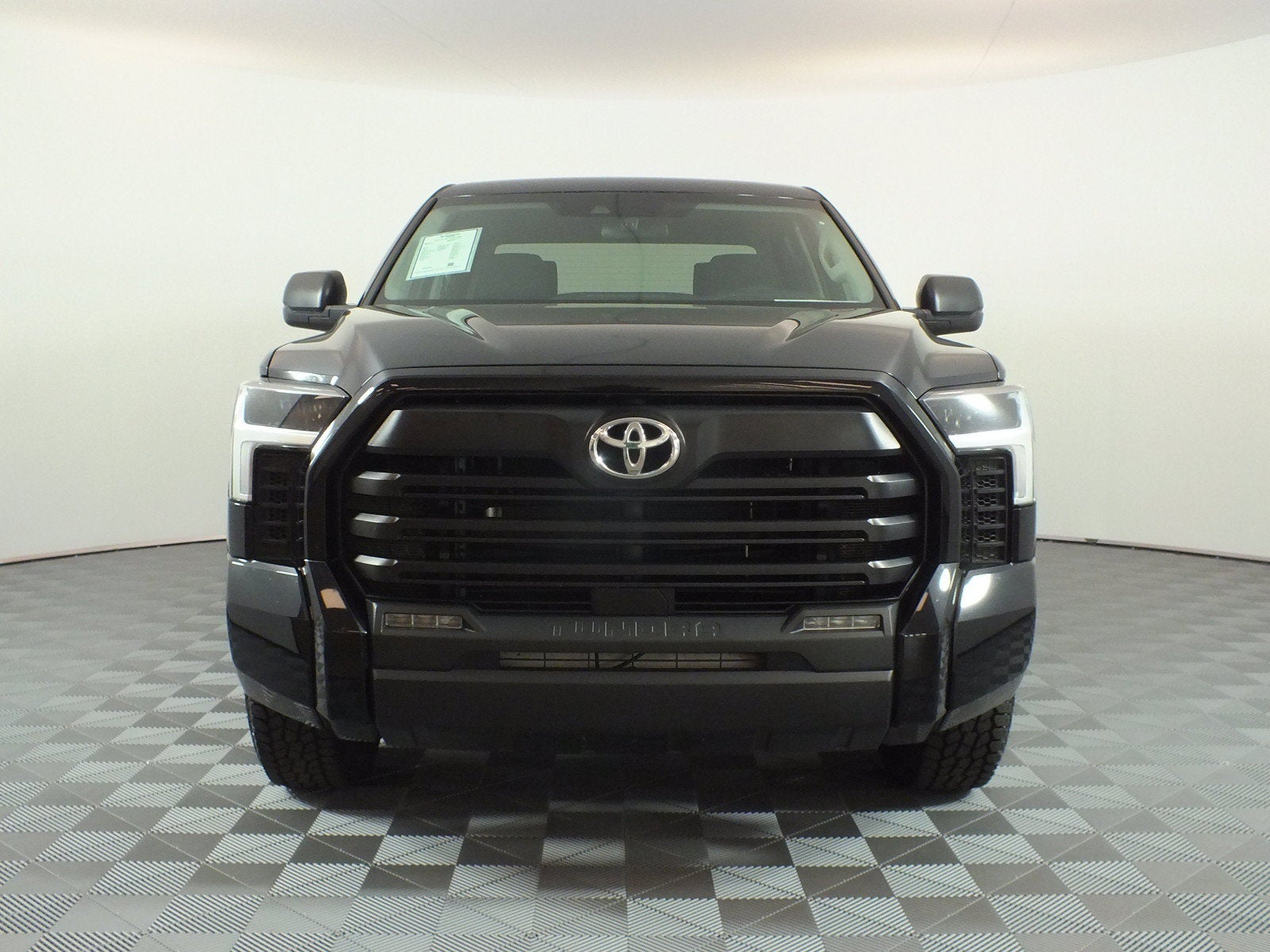 2024 Toyota Tundra SR5 *1-OWNER*
