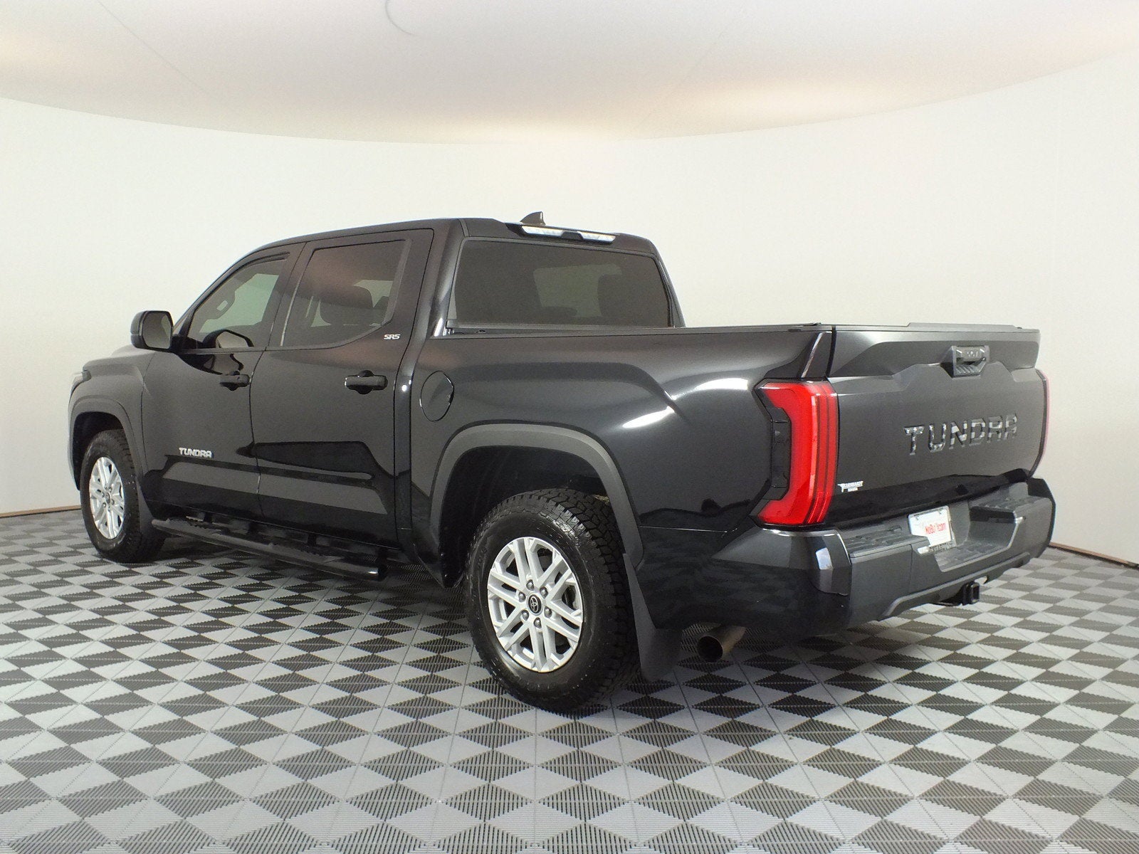2024 Toyota Tundra SR5 *1-OWNER*