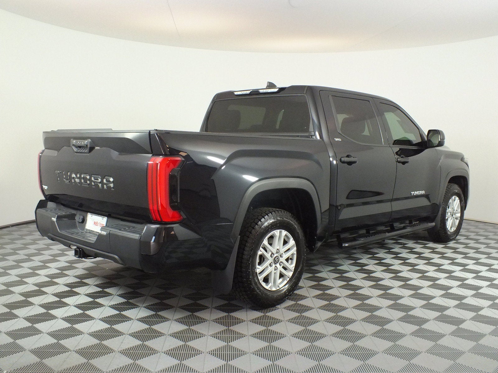 2024 Toyota Tundra SR5 *1-OWNER*