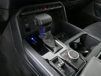 2024 Toyota Tundra SR5 4WD *1-OWNER*