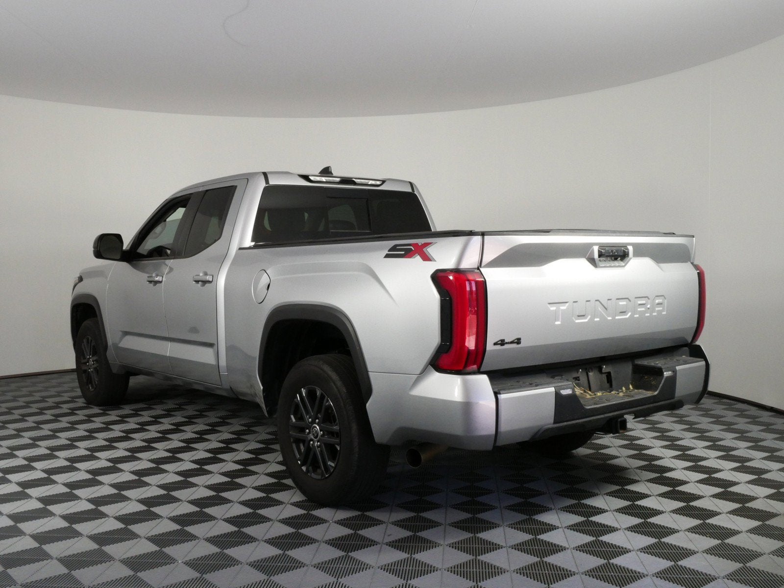2024 Toyota Tundra SR5 4WD *1-OWNER*