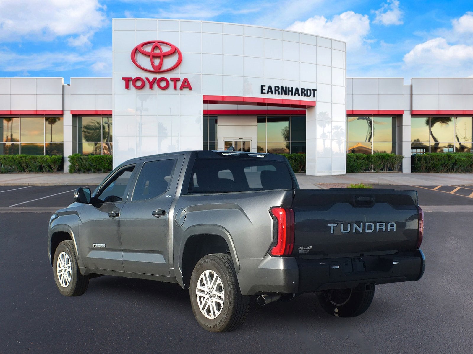 2025 Toyota Tundra SR5 4WD *1-OWNER*