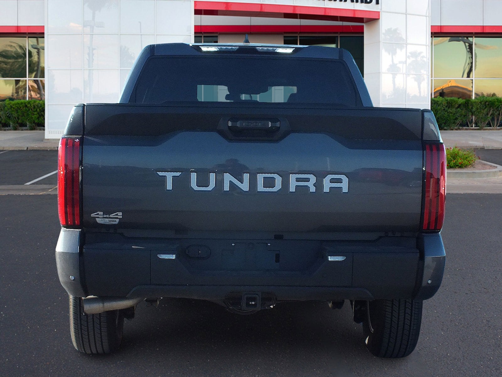 2025 Toyota Tundra SR5 4WD *1-OWNER*