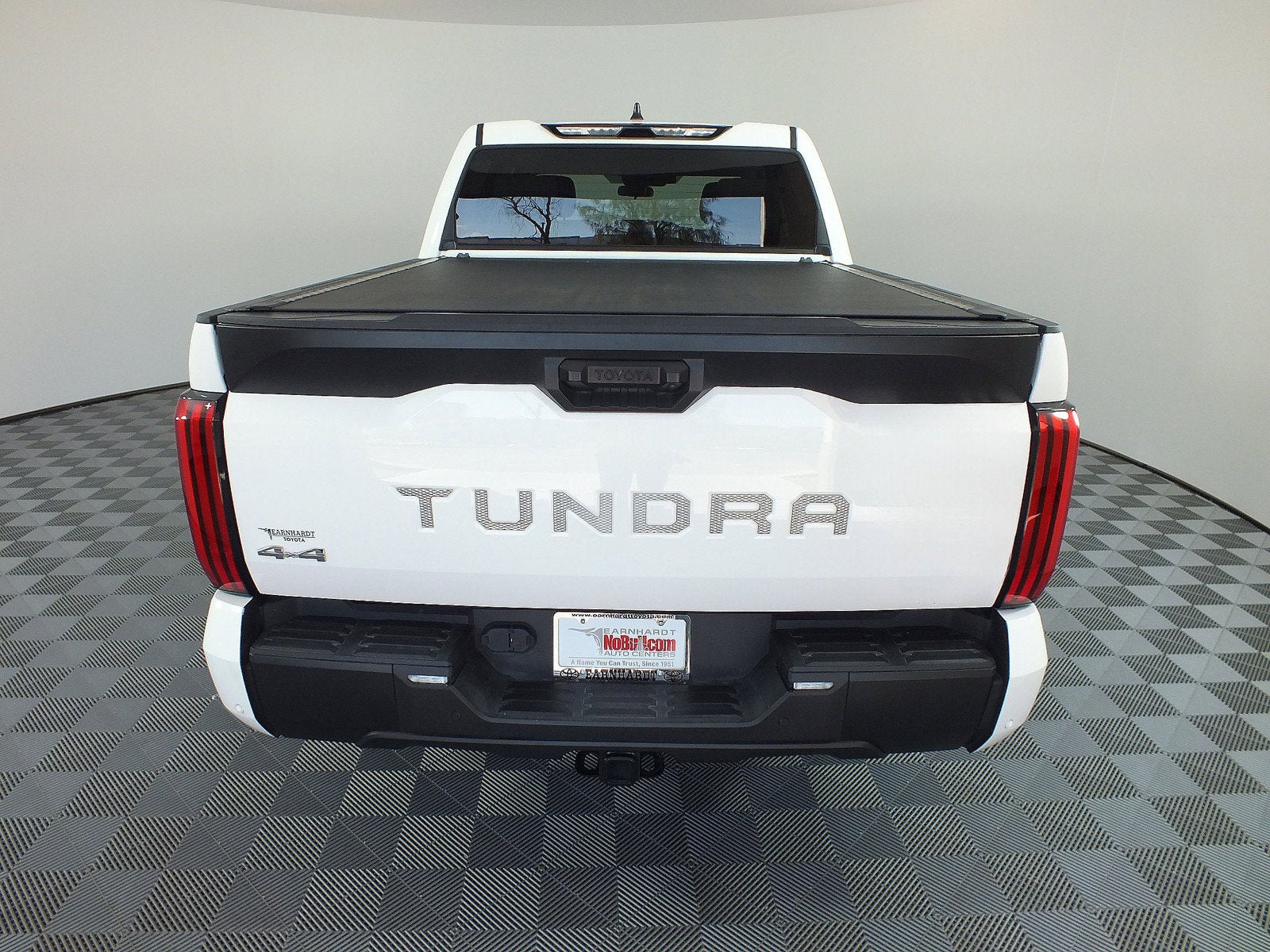 2024 Toyota Tundra SR5 4WD *1-OWNER*