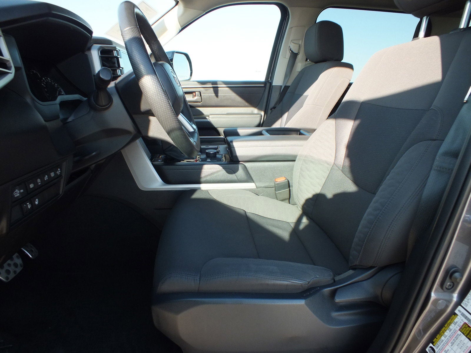 2024 Toyota Tundra SR5 4WD *1-OWNER, CLEAN CARFAX!*