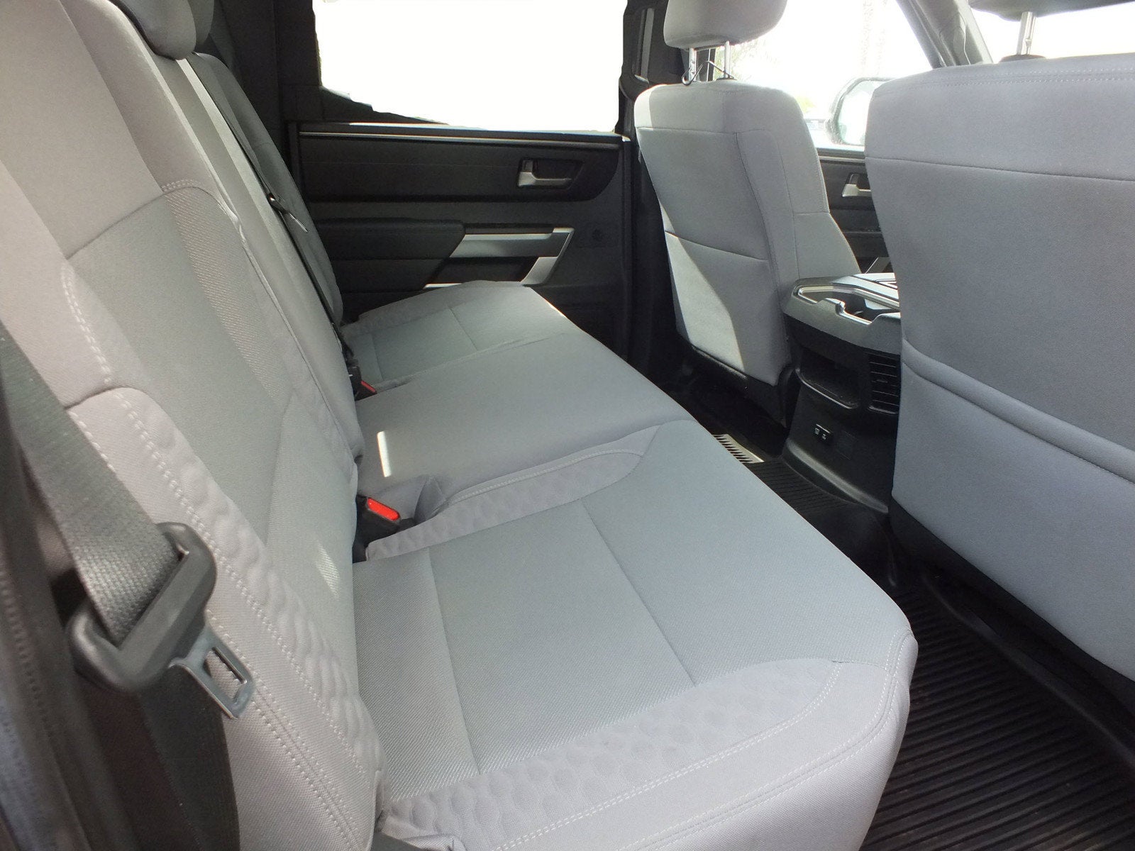 2025 Toyota Tundra SR5 4WD *1-OWNER*