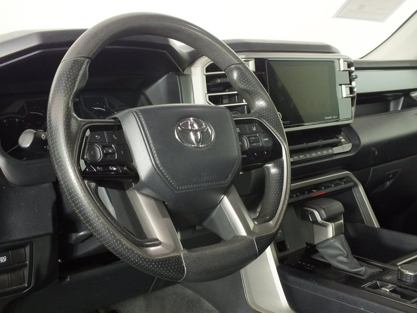 2022 Toyota Tundra SR5 4WD *CLEAN CARFAX!*