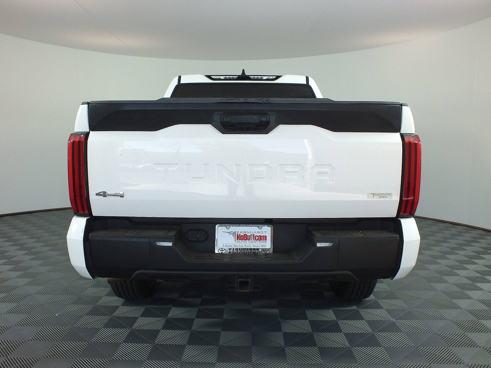 2022 Toyota Tundra SR5 4WD *CLEAN CARFAX!*