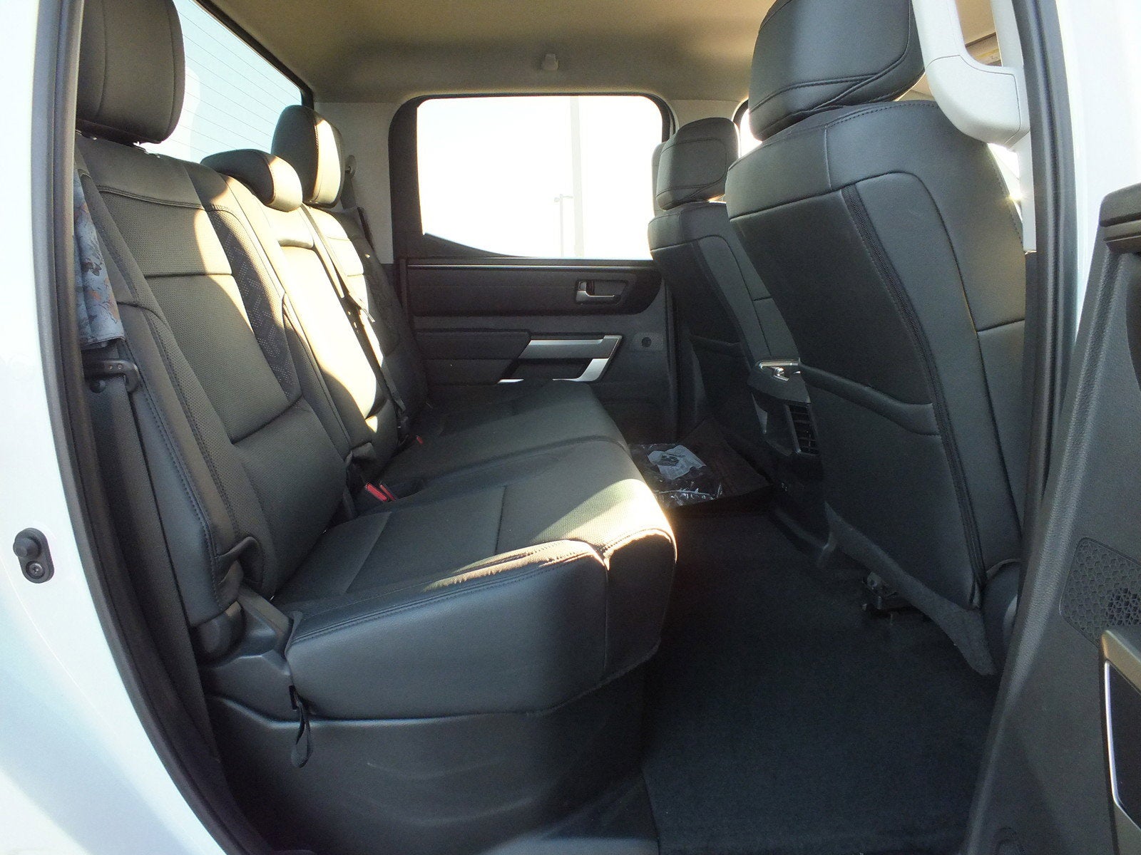 2024 Toyota Tundra SR5 4WD *1-OWNER! TRD SPORT PKG.*