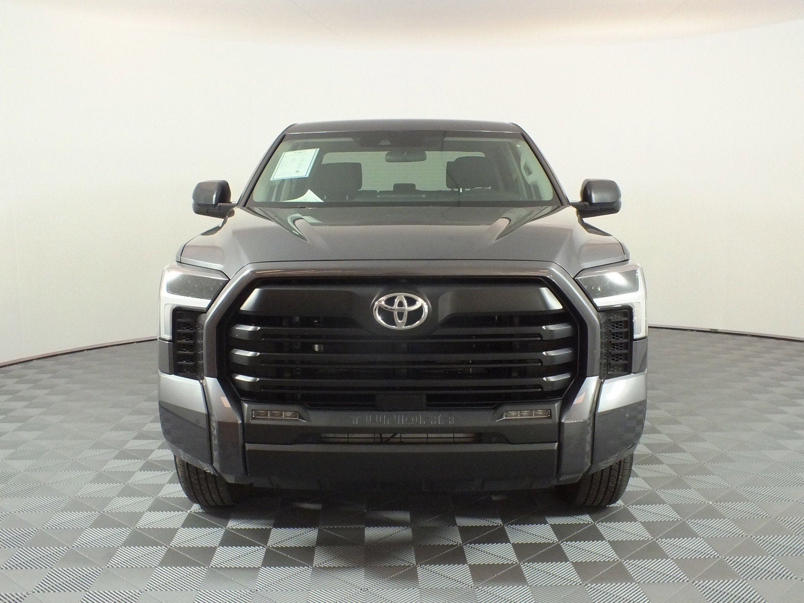 2024 Toyota Tundra SR5 4WD *1-OWNER*