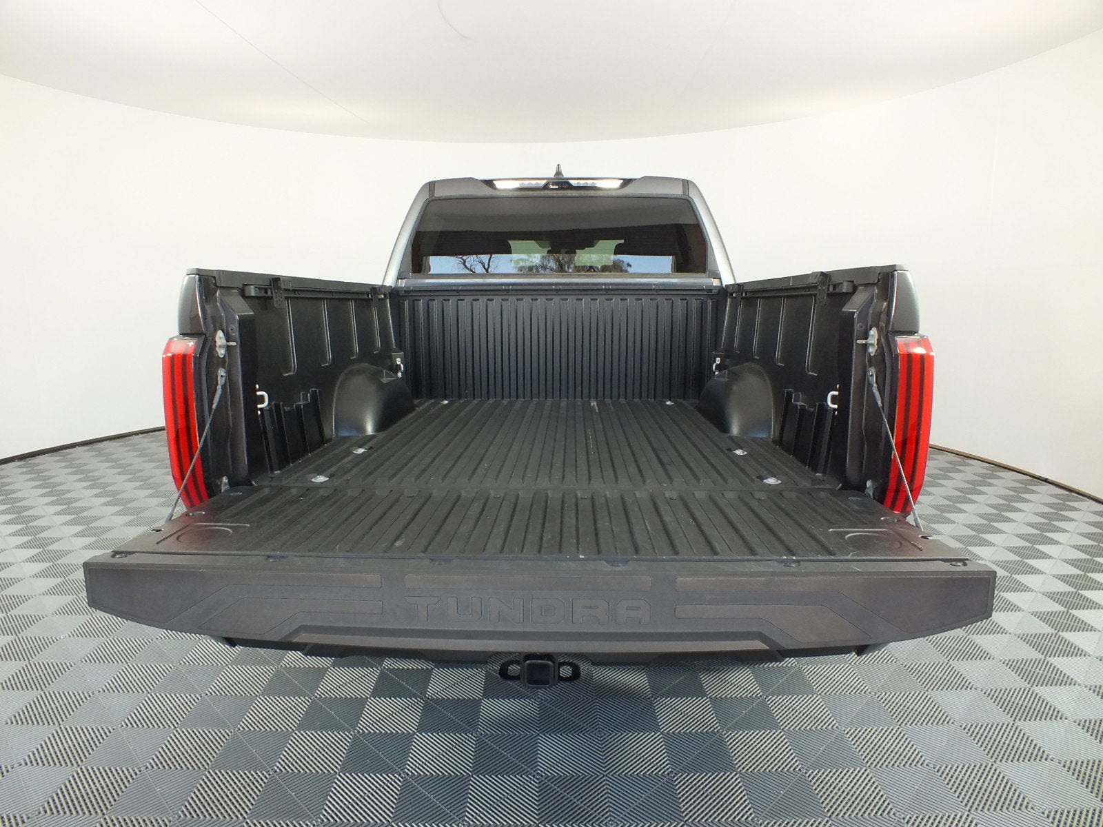 2024 Toyota Tundra SR5 4WD *1-OWNER*