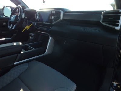 2025 Toyota Tundra SR5 4WD *1-OWNER*