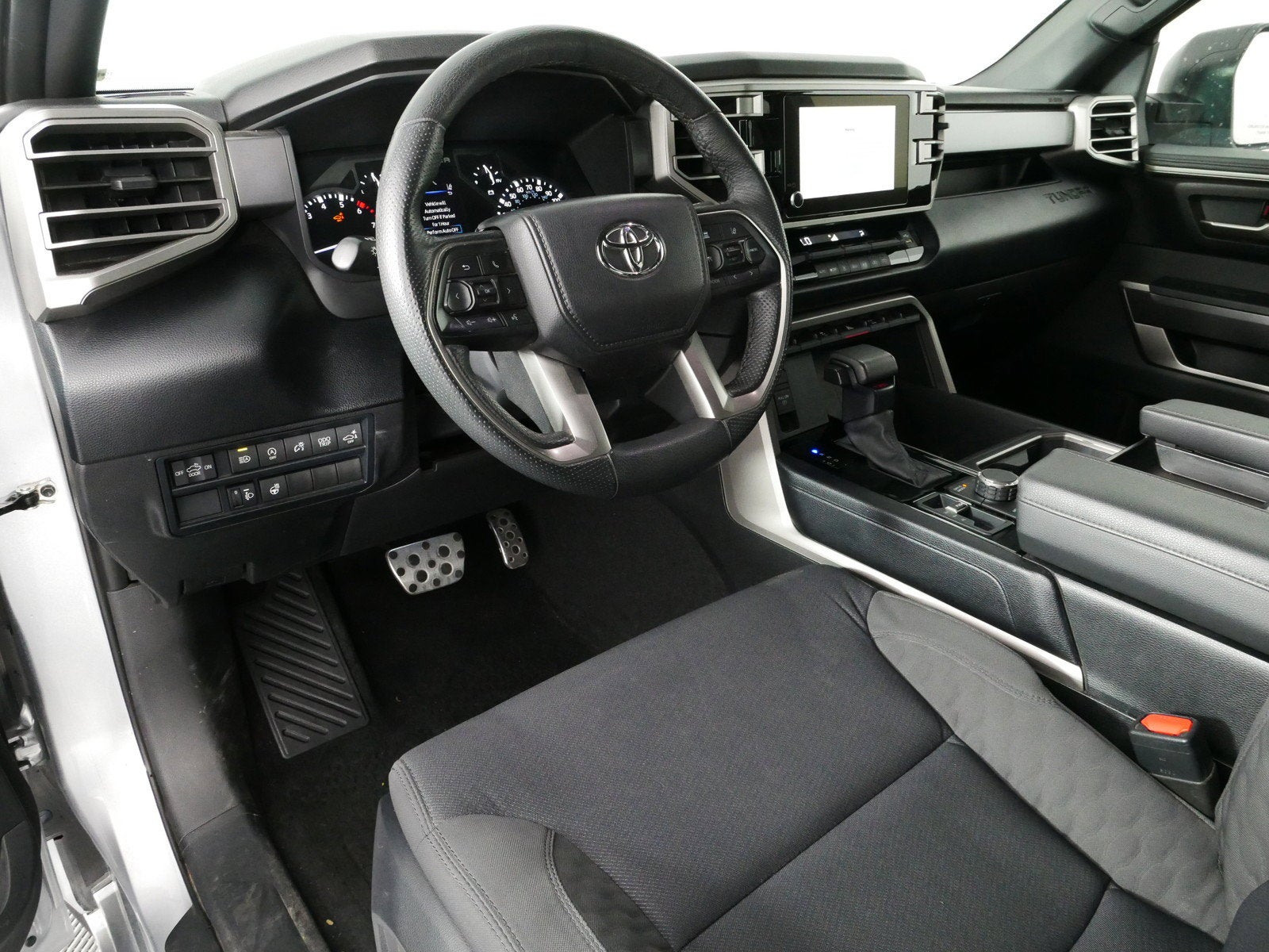 2025 Toyota Tundra SR5 4WD *1-OWNER*